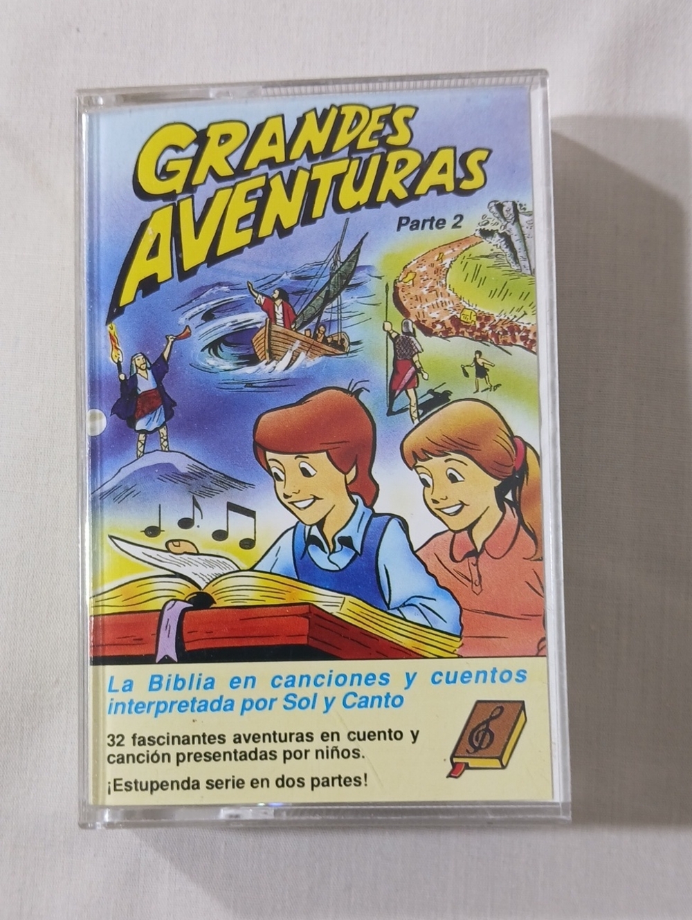 Grandes Aventuras Parte 2 - Illustrated Kids Audio Cassette (Blue, Yellow, Red)